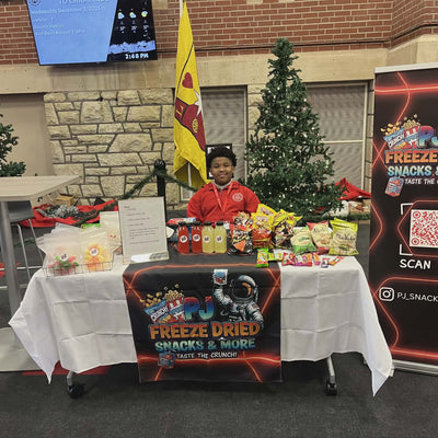 PJ Table Runner & Retractable Banner